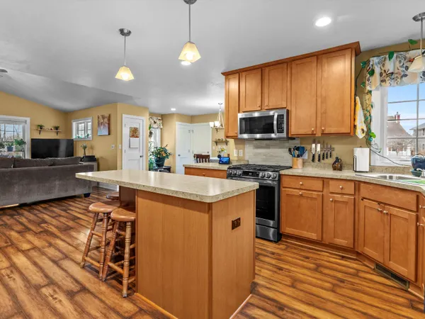 $400,000 | 468 Pickett Street, Plymouth, WI 53073