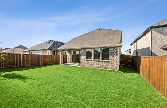 $2,399 | 610 Sunflower Trail, Sherman, TX 75092