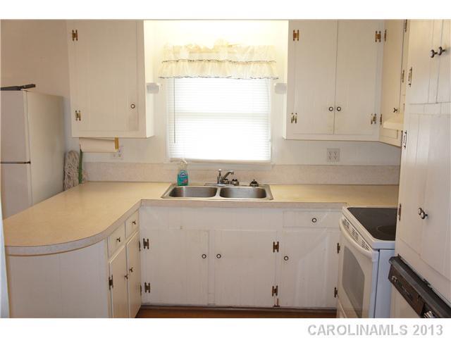 205 Park Road Mount Holly, NC 28120 - Photo 6 of 11 Gallery Image 6