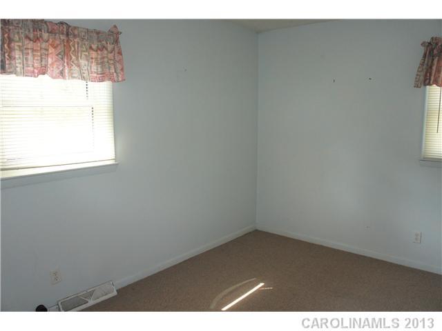 205 Park Road Mount Holly, NC 28120 - Photo 9 of 11 Gallery Image 9