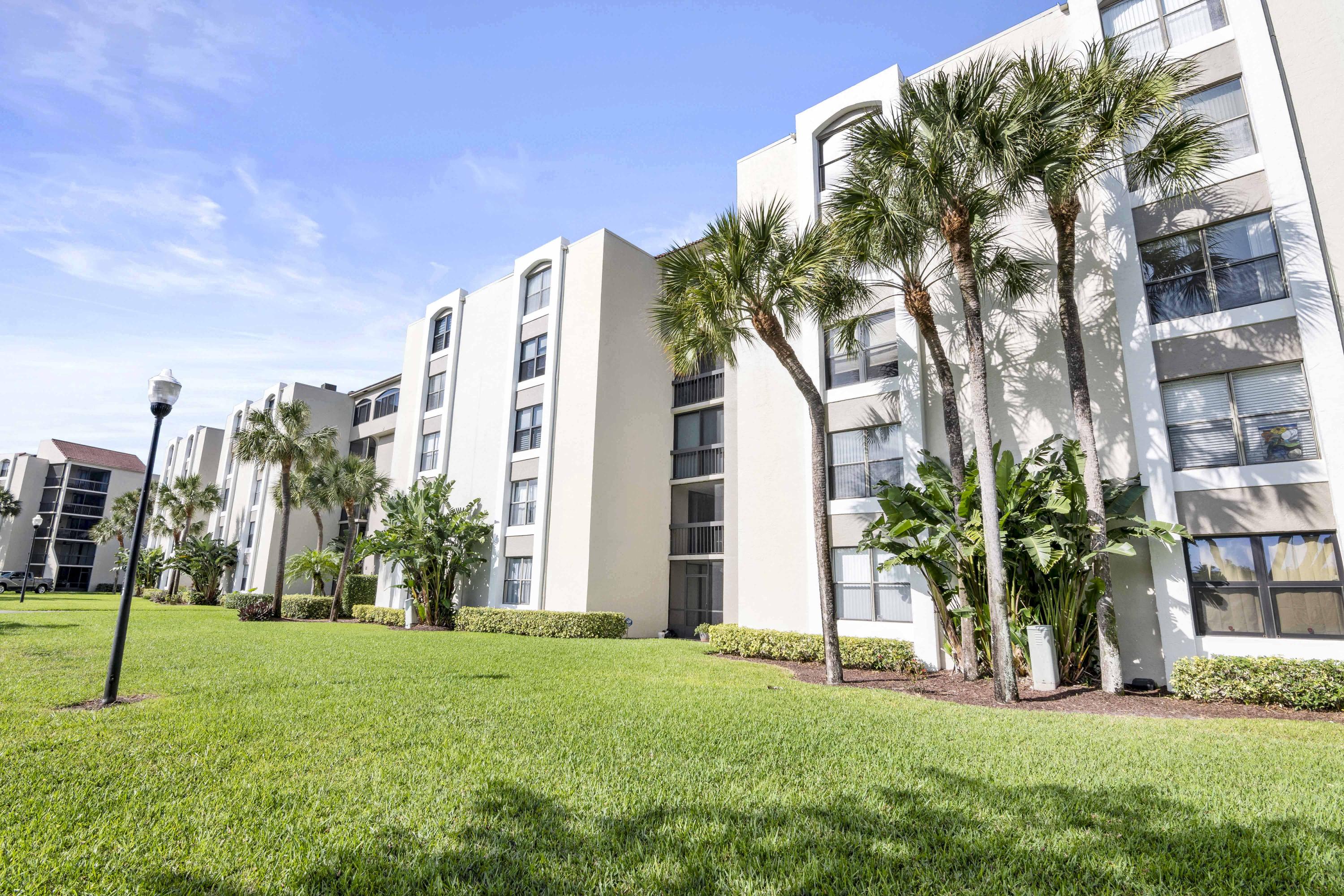 1915 Lavers Circle, Unit E302 Delray Beach, FL 33444 - Photo 27 of 29 DSC_8179