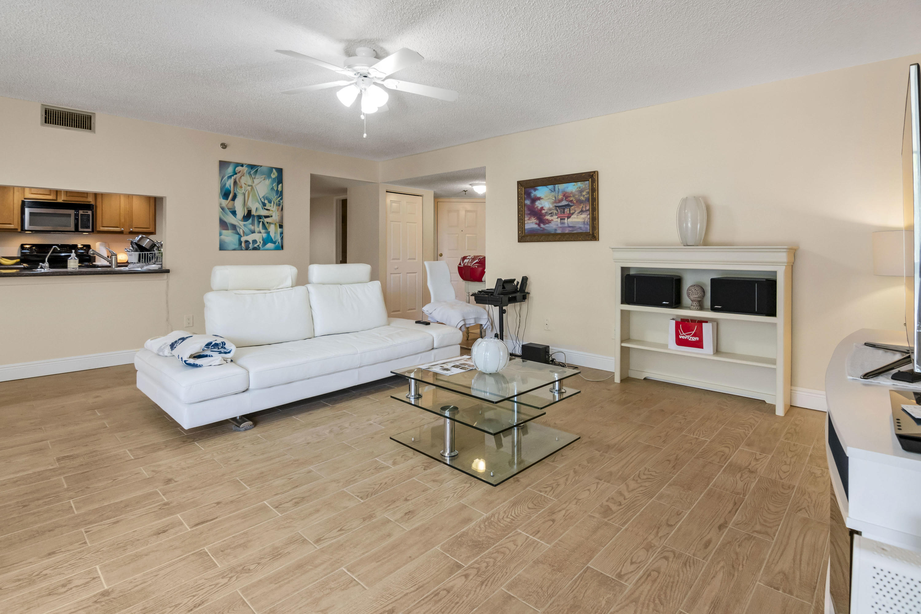 1915 Lavers Circle, Unit E302 Delray Beach, FL 33444 - Photo 5 of 29 DSC_8156