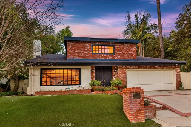 $1,699,999 | 3371 Berry Drive, Studio City, CA 91604