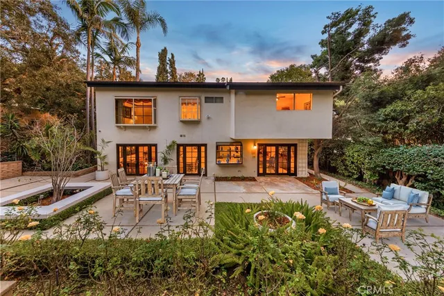 $1,699,999 | 3371 Berry Drive, Studio City, CA 91604