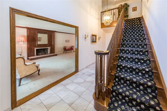 $1,699,999 | 3371 Berry Drive, Studio City, CA 91604