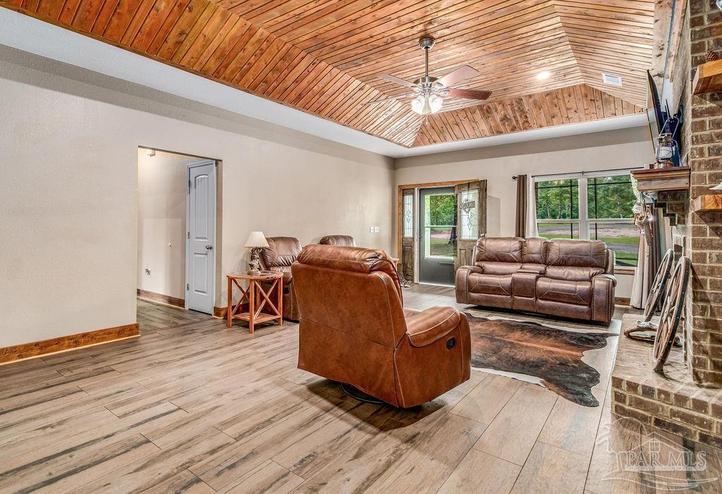 2300 Wallace Lake Road Pace, FL 32571 - Photo 4 of 40