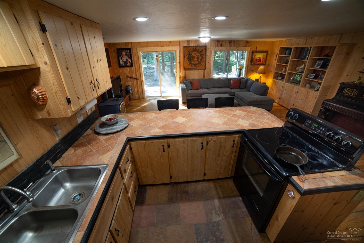 61582 River Road Bend, OR 97703 - Photo 15 of 25 Additional Photo
