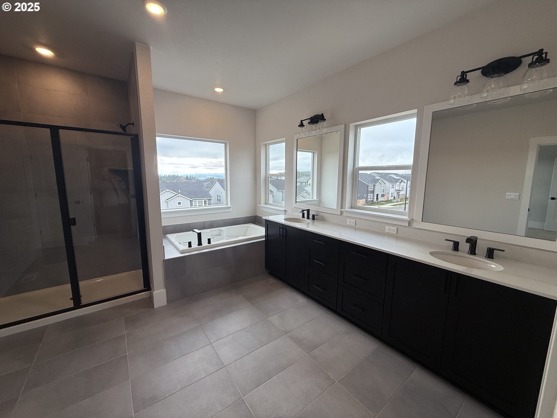 18056 Southwest Monashee Lane Beaverton, OR 97007 - Photo 15 of 21