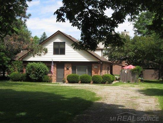 2541 John R Road Rochester Hills, MI 48307 - Photo 1 of 14
