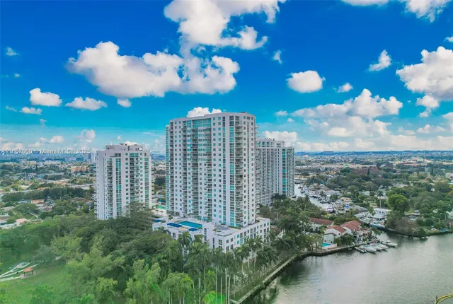 $635,000 | 1861 Northwest N River Drive, Unit 1806, Miami, FL 33125