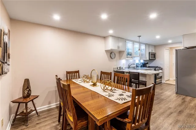 $299,900 | 60 Hamlin Square, Unit 3, Amherst, NY 14221