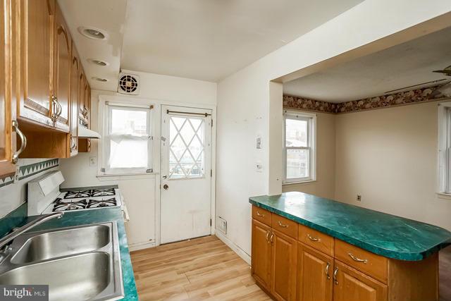 2222 Redthorn Road Middle River, MD 21220 - Photo 15 of 25 Interior (General)