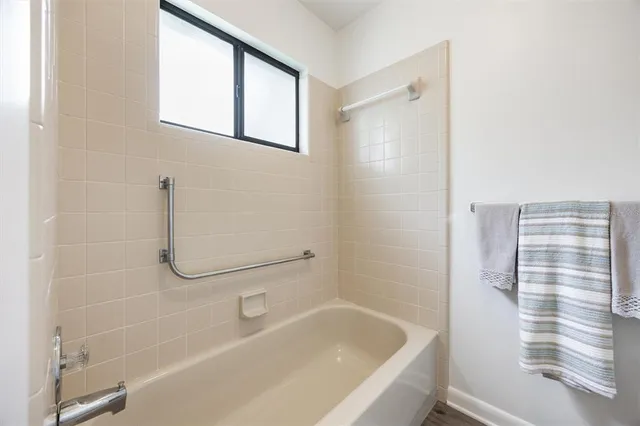 $250,000 | 8525 Northwest 37th Drive, Gainesville, FL 32653