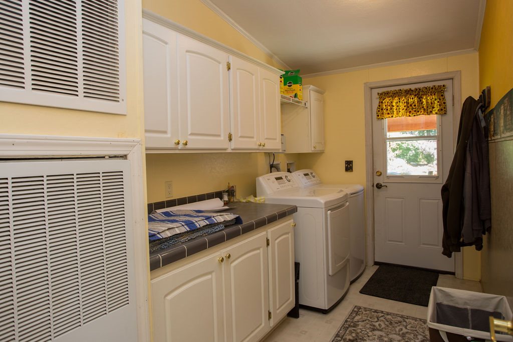 3872 C Hemlock Road Loon Lake, WA 99148 - Photo 17 of 48 Gallery Image 17