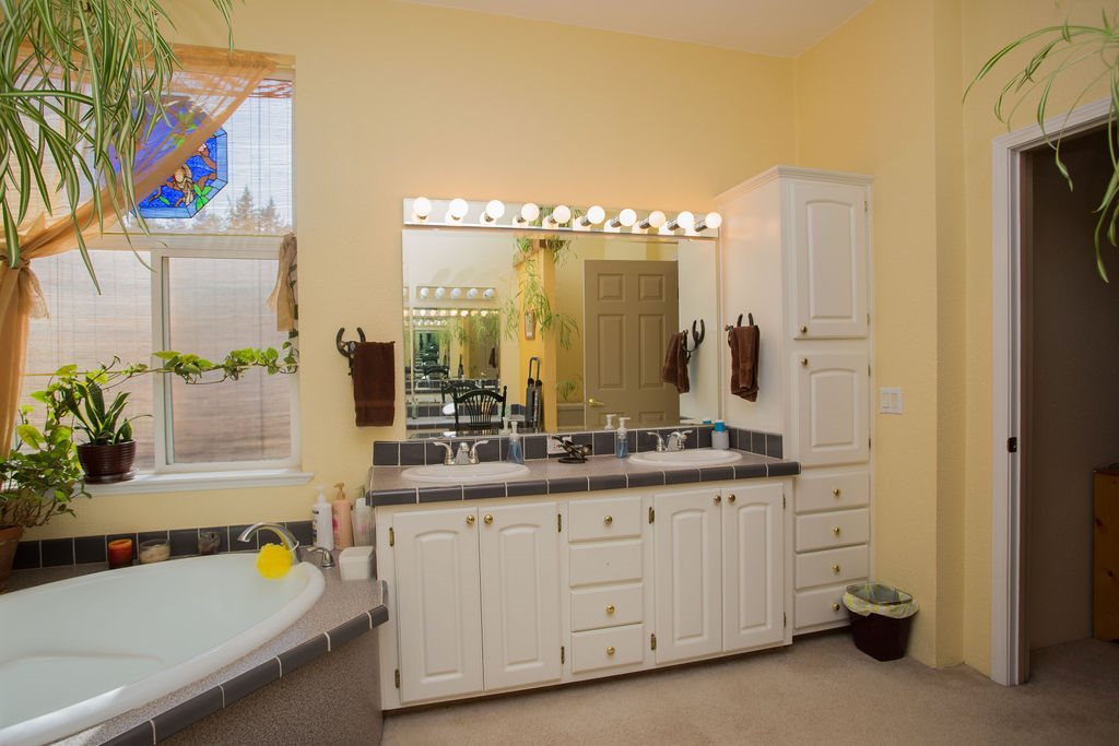 3872 C Hemlock Road Loon Lake, WA 99148 - Photo 23 of 48 Gallery Image 23