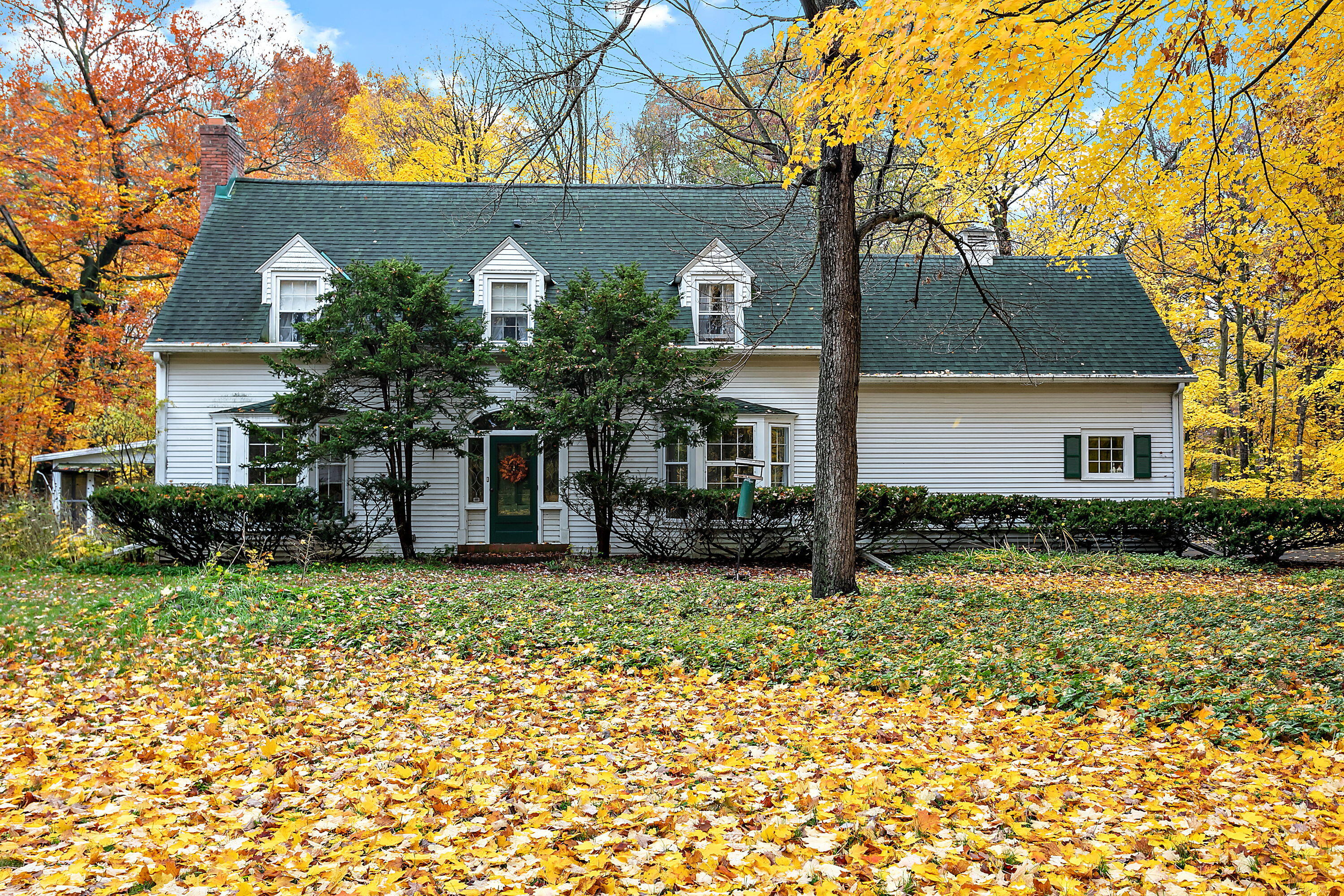 W140N7943 Lilly Road Menomonee Falls, WI 53051 - Photo 1 of 1 Front of Home
