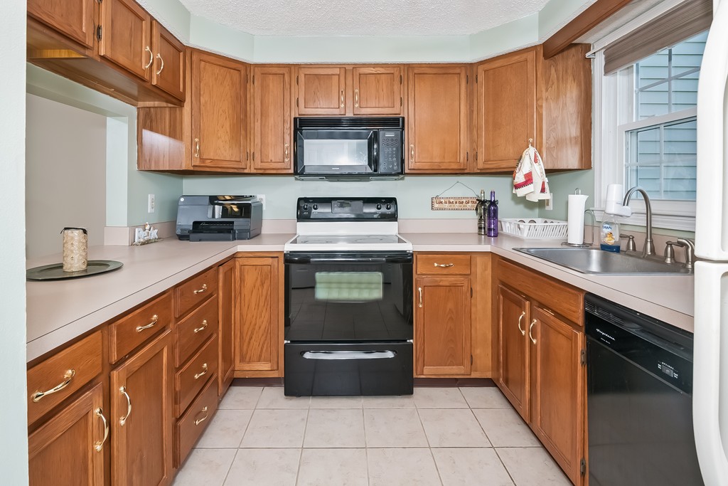 13 Pullard Road, Unit 47 Grafton, MA 01519 - Photo 11 of 29 Gallery Image 11