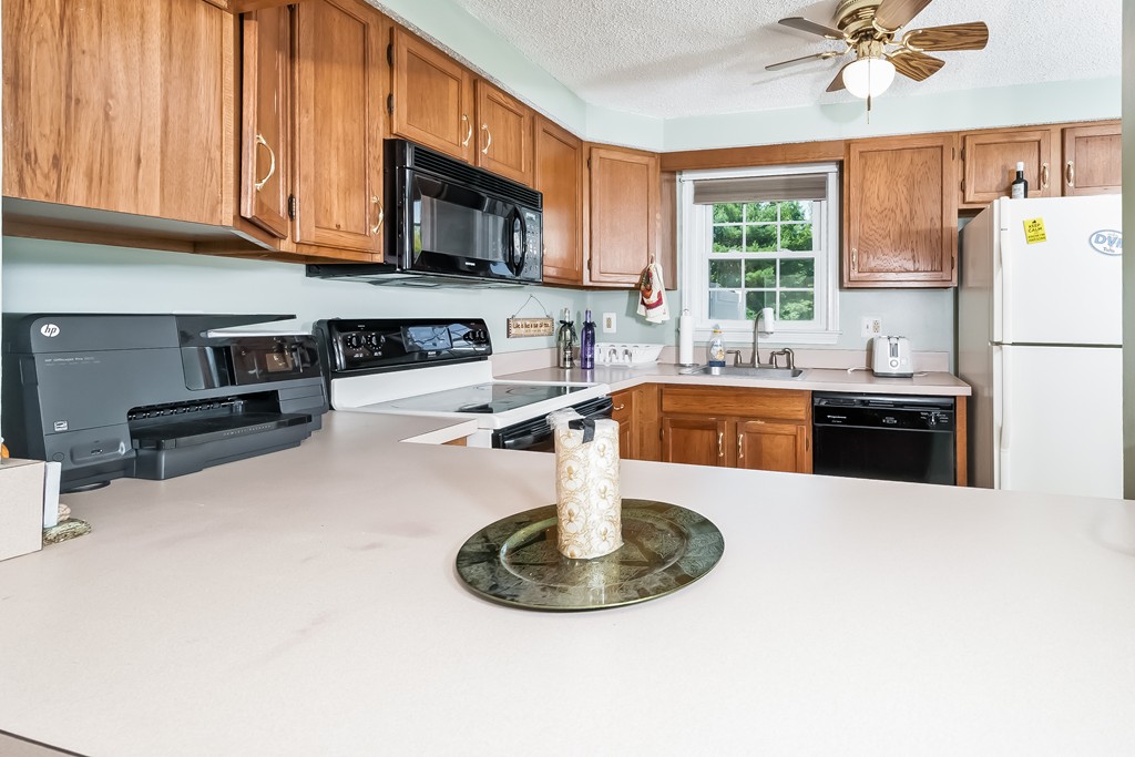 13 Pullard Road, Unit 47 Grafton, MA 01519 - Photo 10 of 29 Gallery Image 10