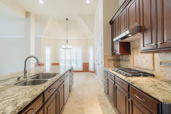 $2,800 | 11102 Dawson Springs Drive, Richmond, TX 77406