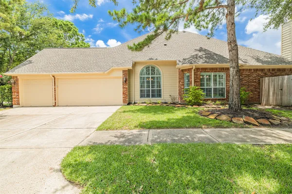 $2,800 | 11102 Dawson Springs Drive, Richmond, TX 77406