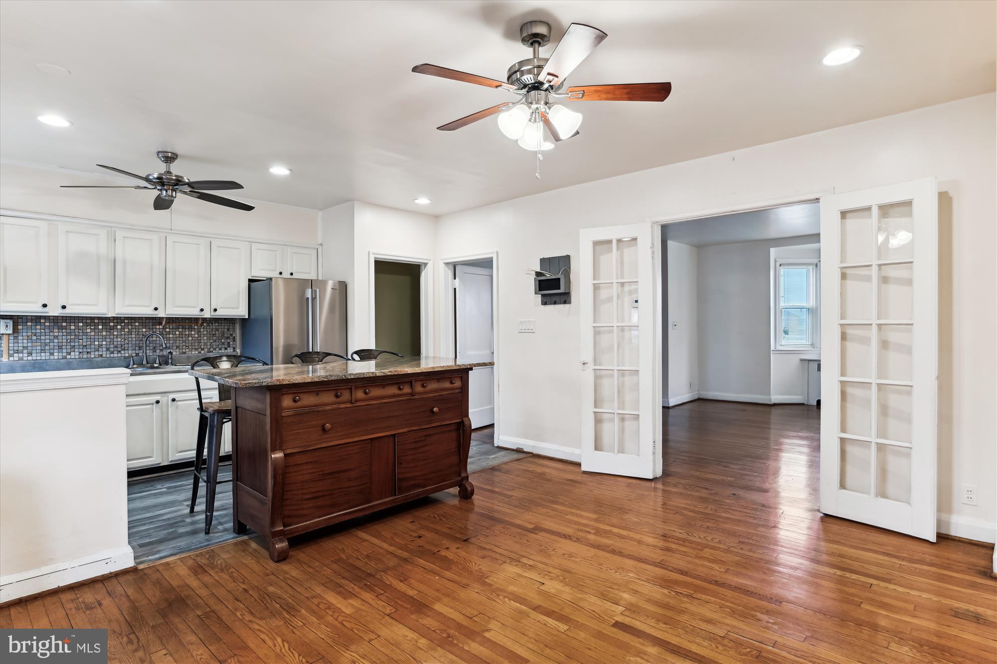 1634 Roundhill Road Baltimore, MD 21218 - Photo 5 of 20 Gorgeous Kitchen