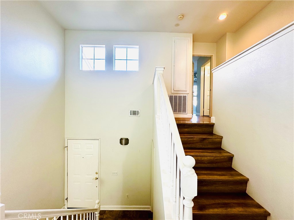 317 Pony Express Road San Dimas, CA 91773 - Photo 13 of 29 Hallway
