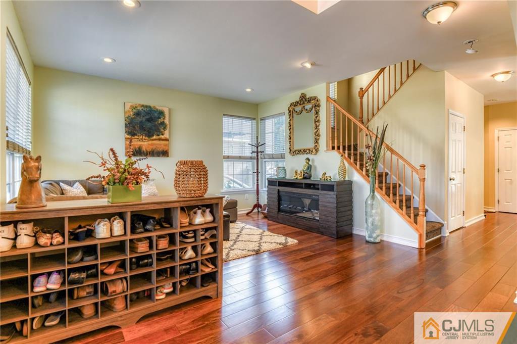 70 Timber Ridge Road North Brunswick, NJ 08902 - Photo 3 of 39