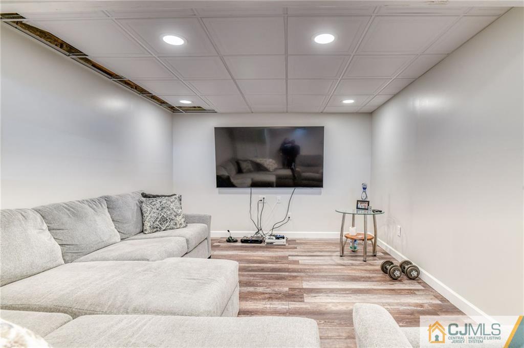 70 Timber Ridge Road North Brunswick, NJ 08902 - Photo 35 of 39