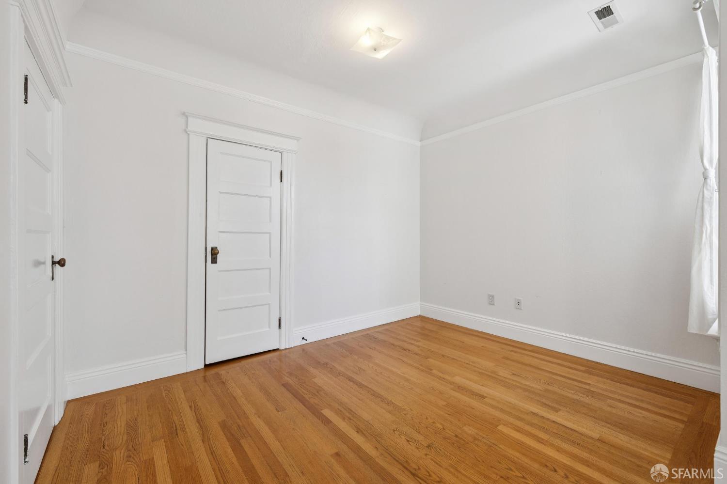 984 Harrison Street San Francisco, CA 94107 - Photo 19 of 34 a view of empty room