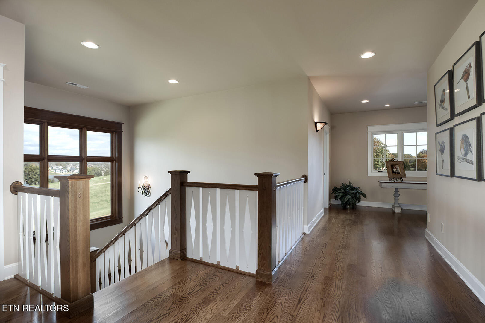 220 Thunder Road Vonore, TN 37885 - Photo 37 of 60 38_ThunderRoad_220_UpperLanding-UpperHal