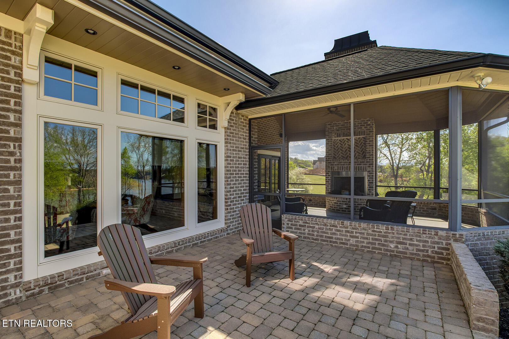 220 Thunder Road Vonore, TN 37885 - Photo 50 of 60 50_ThunderRoad_220_Patio01