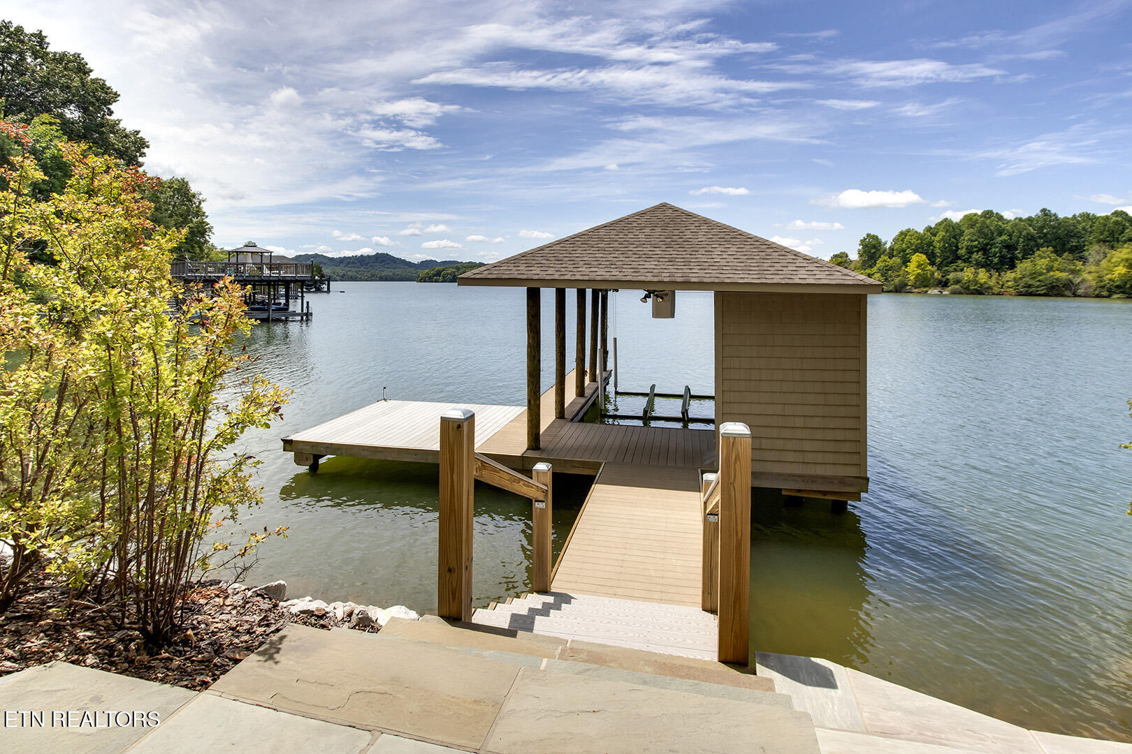 220 Thunder Road Vonore, TN 37885 - Photo 57 of 60 56_ThunderRoad_220_Dock01
