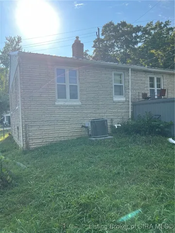 $125,000 | 606 East 5th Street, English, IN 47118