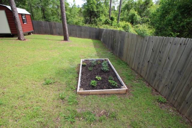 413 John King Road Crestview, FL 32539 - Photo 17 of 43 garden spot
