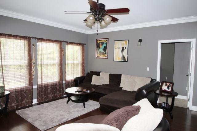 413 John King Road Crestview, FL 32539 - Photo 36 of 43 greatroom