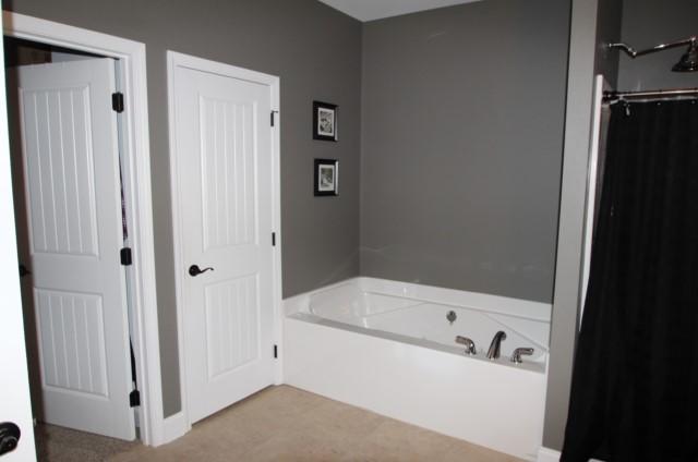 413 John King Road Crestview, FL 32539 - Photo 38 of 43 Mstr bath 3