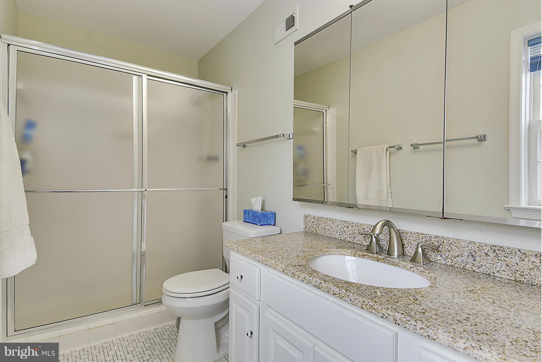 6681 Hillandale Road, Unit 124 Chevy Chase, MD 20815 - Photo 20 of 25 Bath