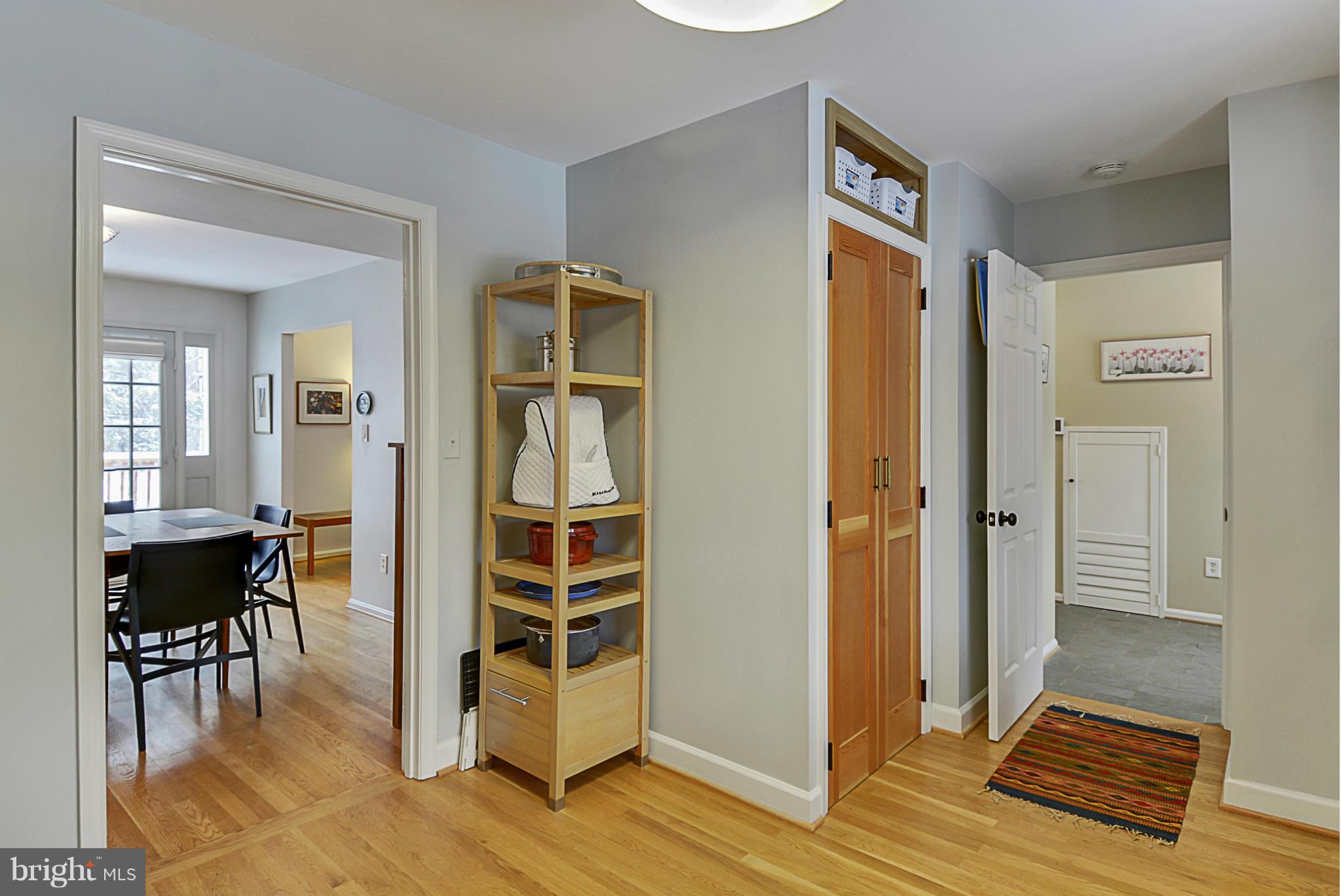 6681 Hillandale Road, Unit 124 Chevy Chase, MD 20815 - Photo 7 of 25 Kitchen