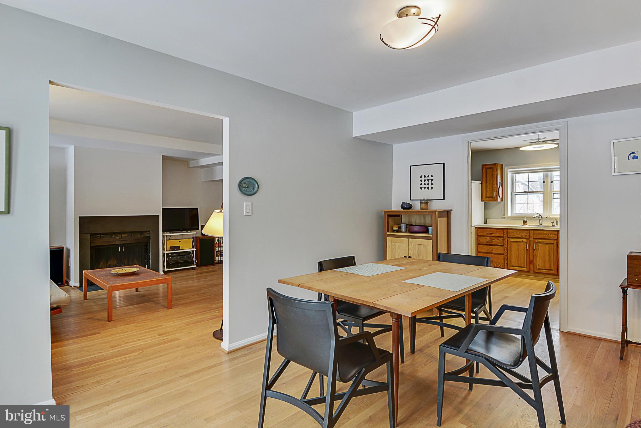 6681 Hillandale Road, Unit 124 Chevy Chase, MD 20815 - Photo 10 of 25 Dining Room
