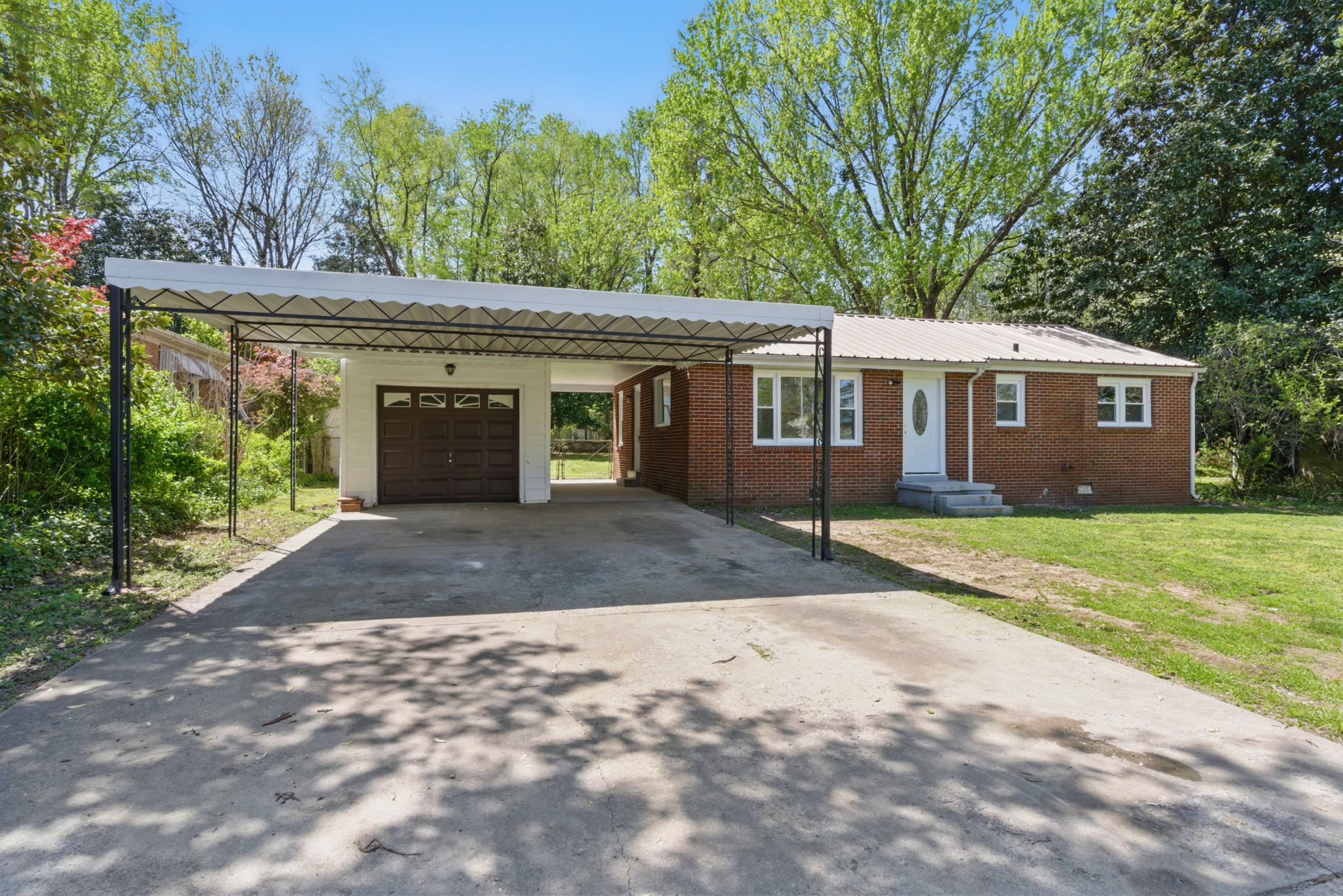 624 Dover Road Clarksville, TN 37042 - Photo 3 of 30 Gallery Image 3