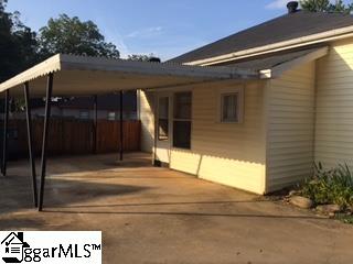 28 North Howard Street Inman, SC 29349 - Photo 3 of 16