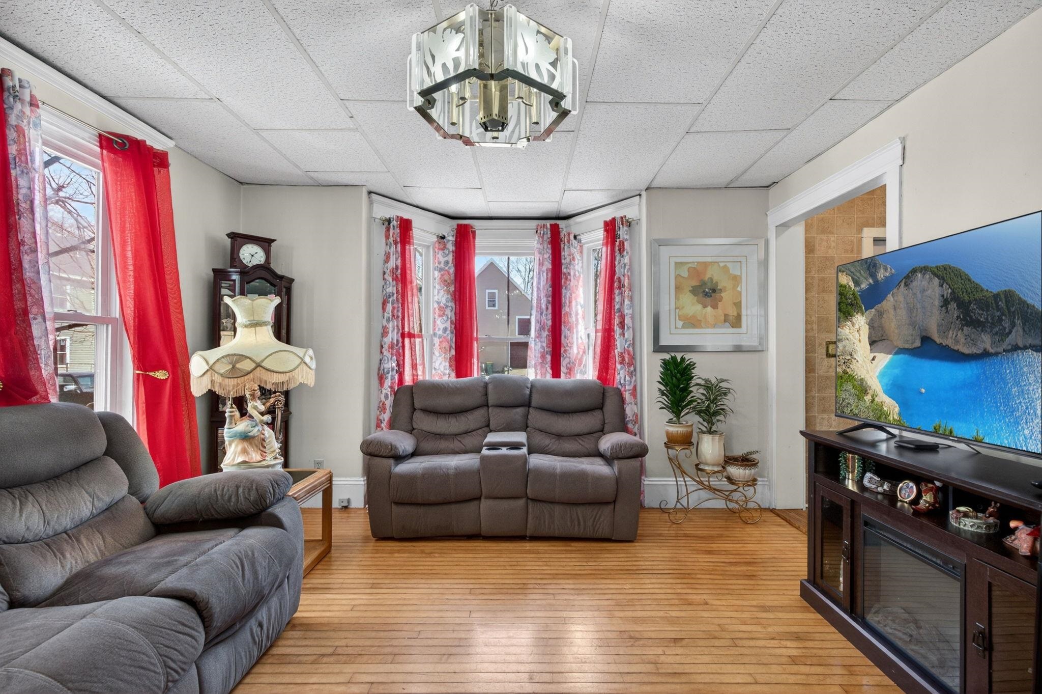 17 Academy Street Rochester, NH 03867 - Photo 12 of 38