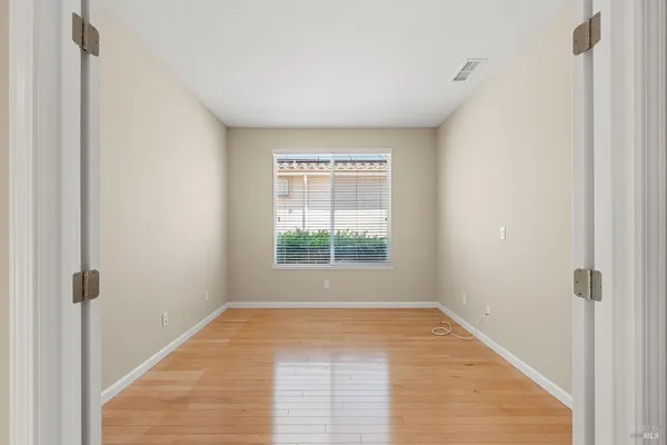 $2,400 | 505 Marianna Place, Rio Vista, CA 94571