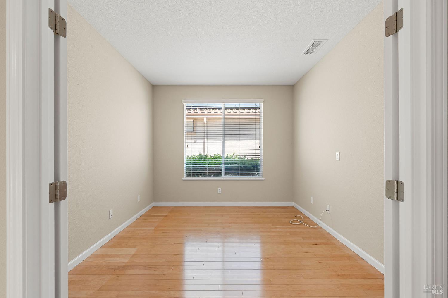 505 Marianna Place Rio Vista, CA 94571 - Photo 15 of 33 a view of empty room with window