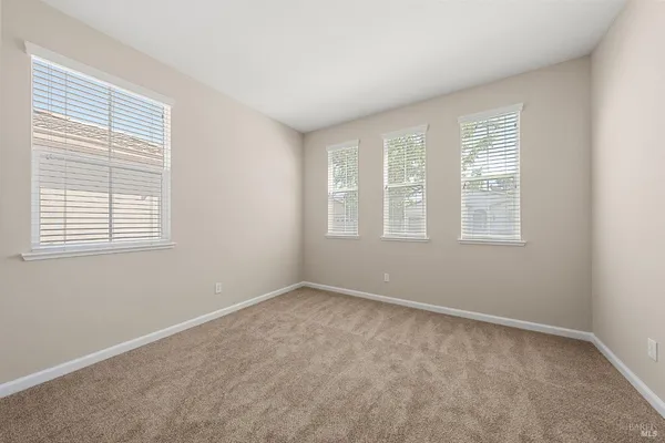$2,400 | 505 Marianna Place, Rio Vista, CA 94571