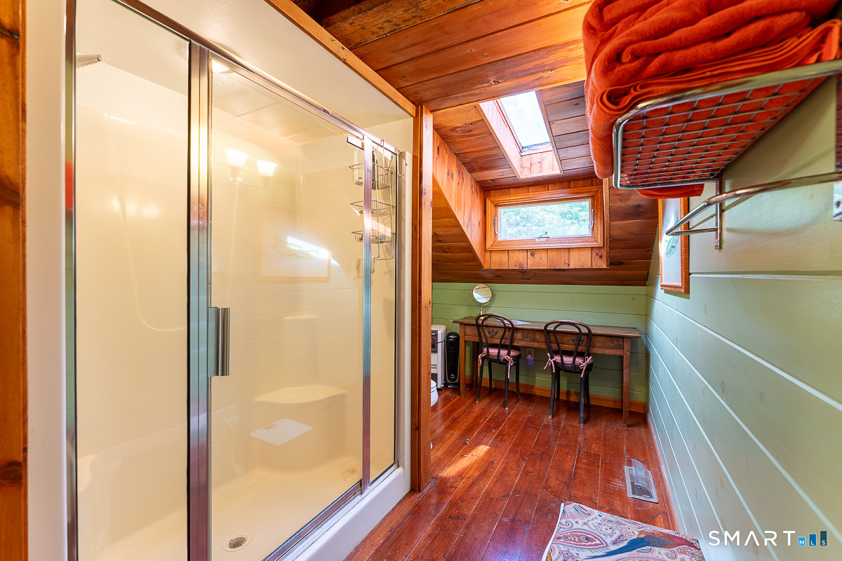 71 Mystic Road North Stonington, CT 06359 - Photo 17 of 32