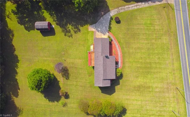 $640,000 | 2301 Griffith Road, Winston-Salem, NC 27103