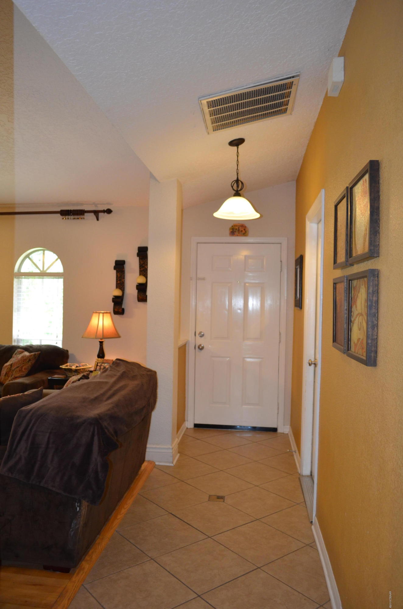 128 Matanzas Road DeBary, FL 32713 - Photo 6 of 50 DSC_0018
