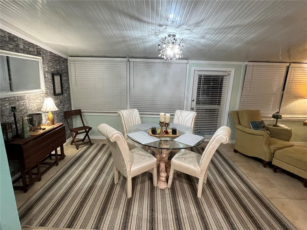 712 Roma Road Venice, FL 34285 - Photo 18 of 42