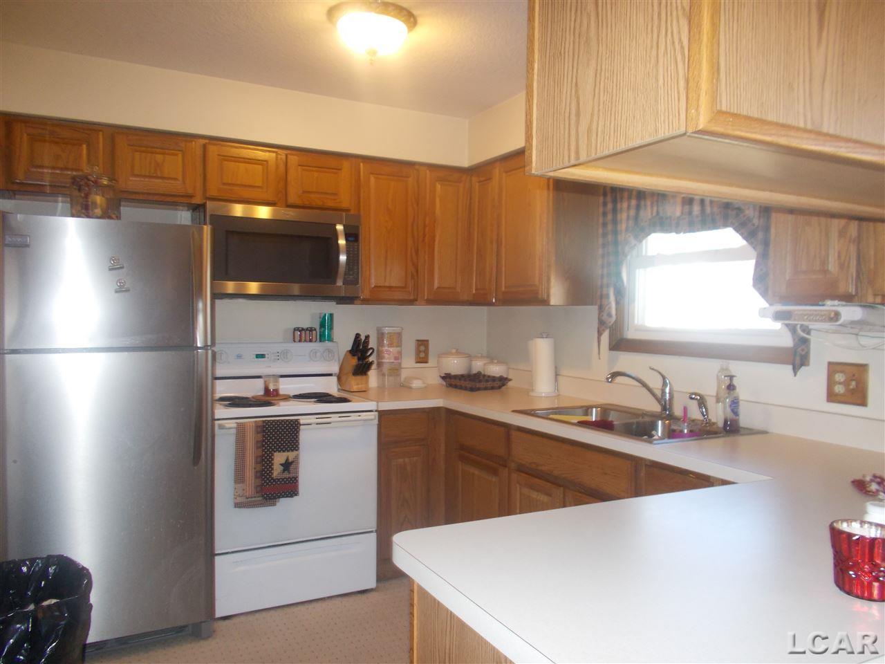 3644 Sharp Road Adrian, MI 49221 - Photo 11 of 23 31374233-10.JPG